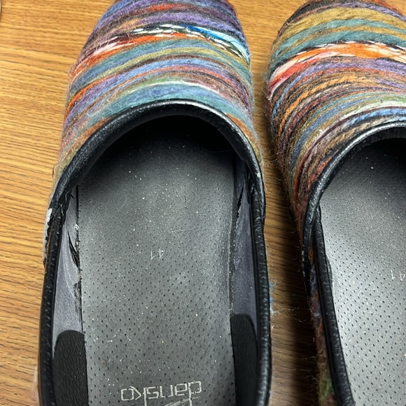 Dansko Colorful Yarn Clogs Ladies 41 - Picture 5 of 16